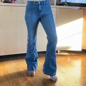 Gap 70s Flare High Rise Jeans Medium blue size 28/6R